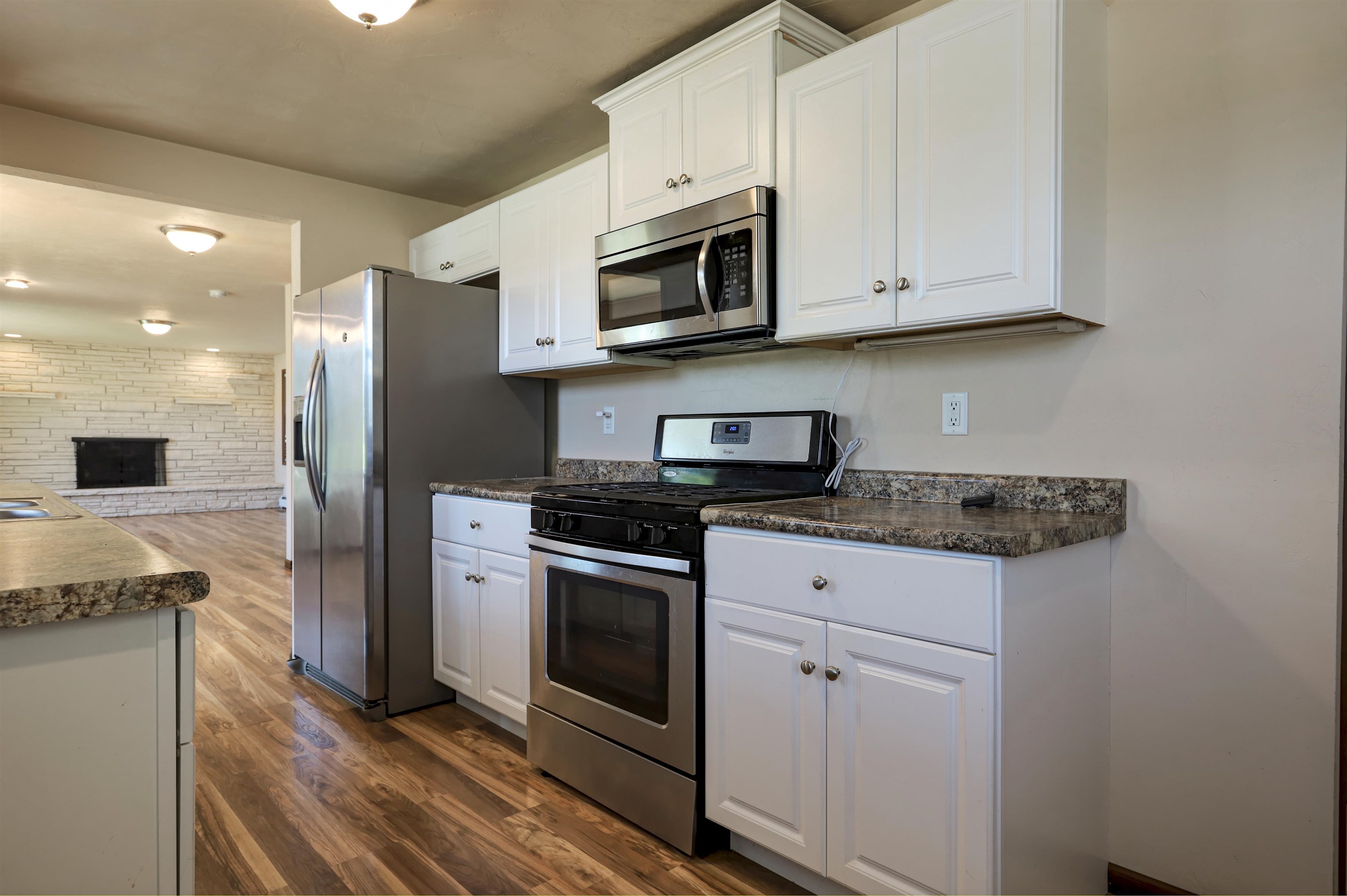 428 8th Street Menasha, WI 54952 - Photo 14 of 37