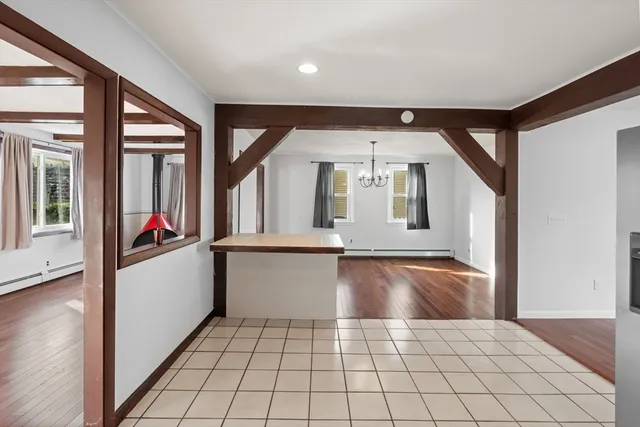a view of livingroom with hardwood floor and hardwood floor