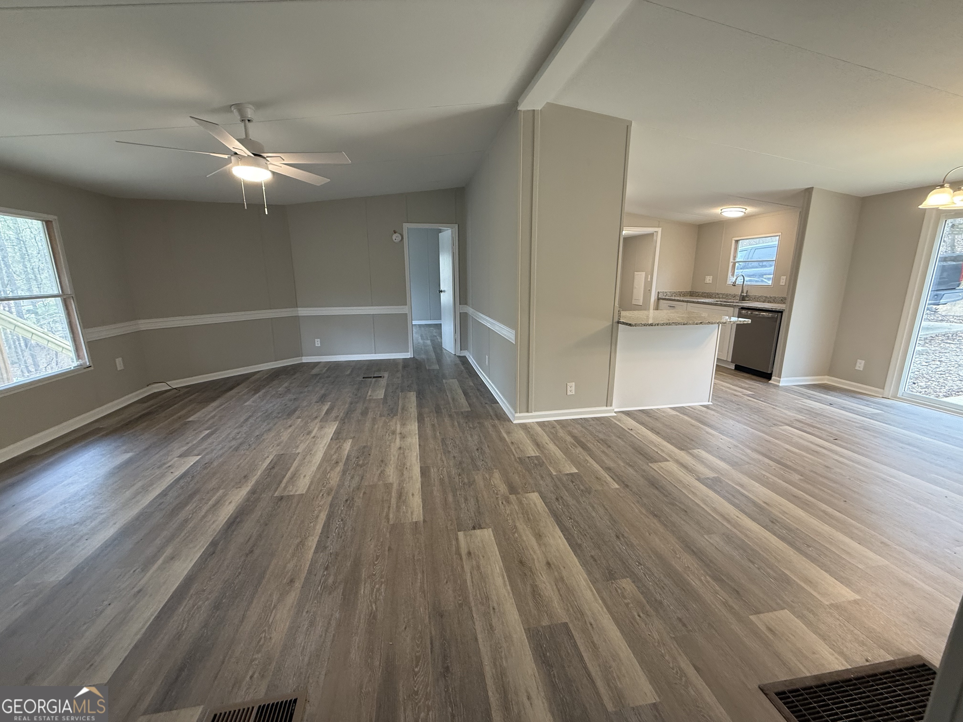 438 Youngs Mill Road Kingston, GA 30145 - Photo 7 of 13