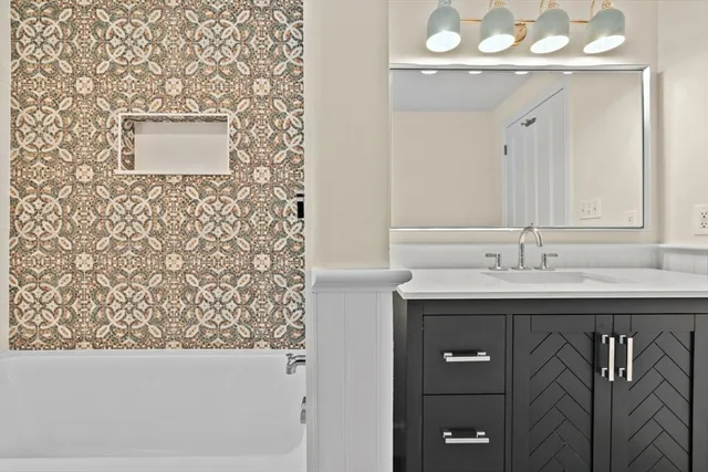 $1,599,900 | 13 Broad Street, Newburyport, MA 01950