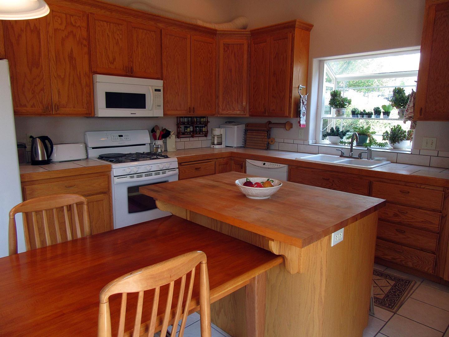 5826 Springcrest Way Klamath Falls, OR 97603 - Photo 11 of 27 Additional Photo