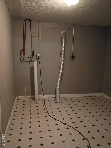 $169,900 | 10228 Viscount Drive, St. Louis, MO 63136