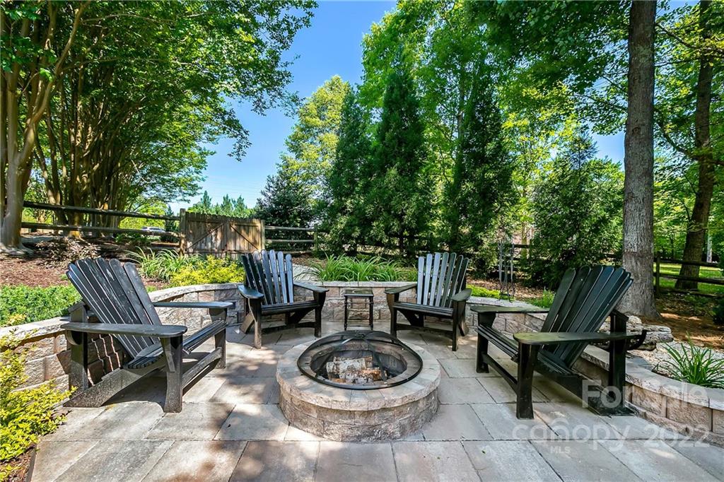 6068 Morning Star Road Lake Wylie, SC 29710 - Photo 38 of 41 Gallery Image 38