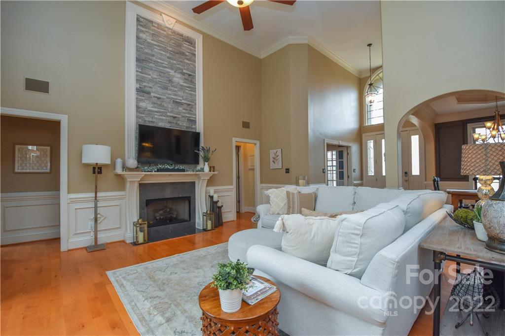 6068 Morning Star Road Lake Wylie, SC 29710 - Photo 8 of 41 Gallery Image 8
