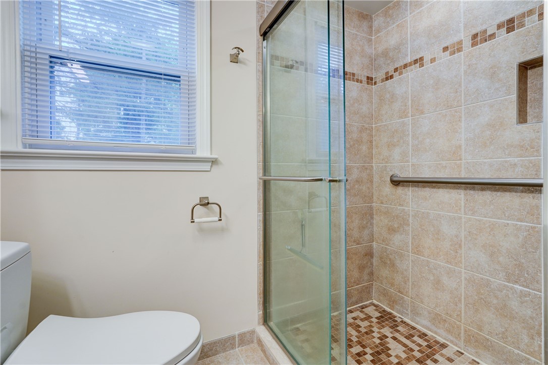 380 Hillside Avenue Rochester, NY 14610 - Photo 21 of 28