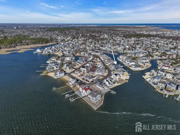 $1,399,000 | 141 Vanard Drive, Brick, NJ 08723