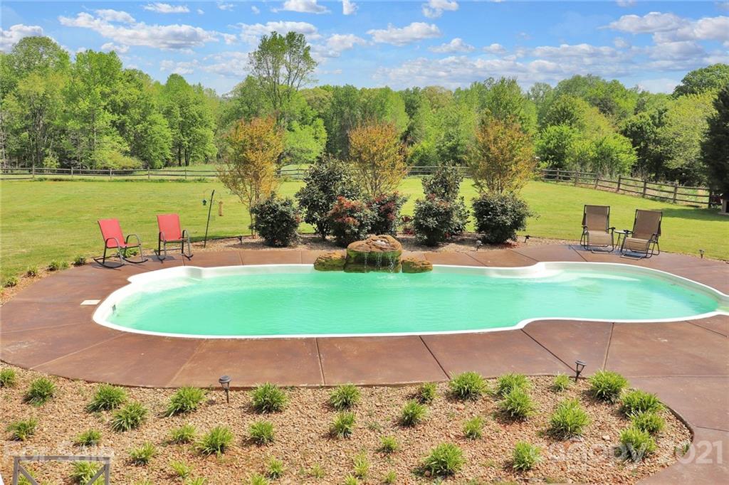 1684 Jim McCarter Road Clover, SC 29710 - Photo 32 of 33 Gallery Image 32
