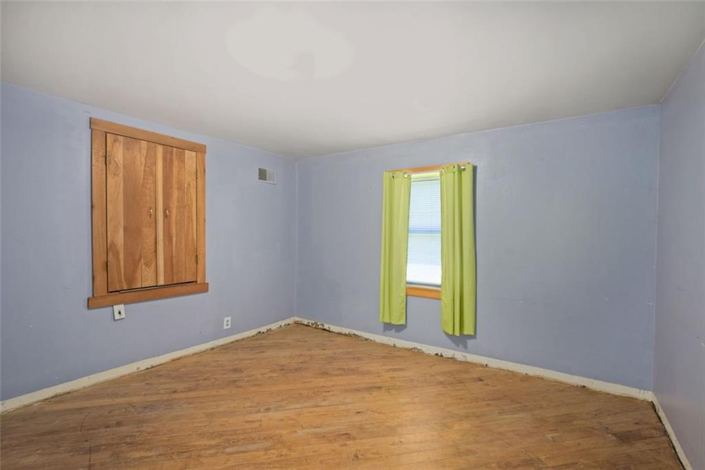 3030 Mercer Road New Castle, PA 16105 - Photo 5 of 13 Gallery Image 5