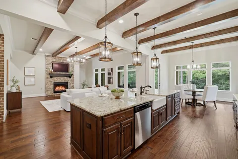 $10,460,000 | 137 Sanderling Lane, Montgomery, TX 77316