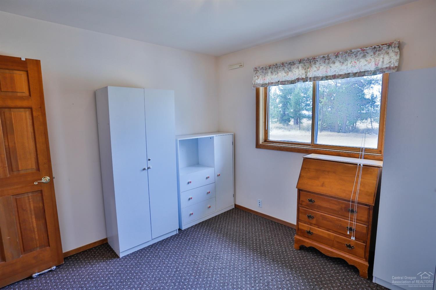 54485 Huntington Road Bend, OR 97707 - Photo 21 of 25 Additional Photo
