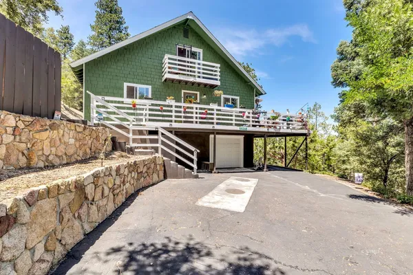 $625,000 | 23971 Skyview Drive, Idyllwild, CA 92549