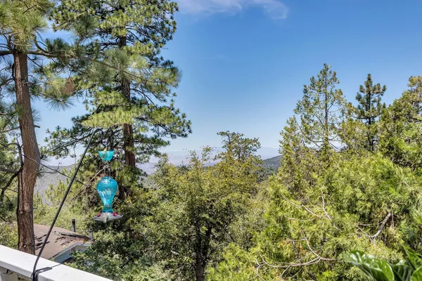 $625,000 | 23971 Skyview Drive, Idyllwild, CA 92549