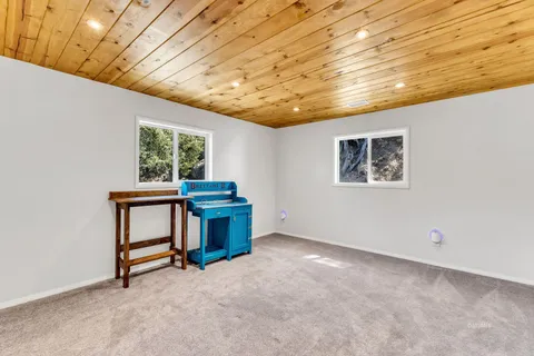 $625,000 | 23971 Skyview Drive, Idyllwild, CA 92549