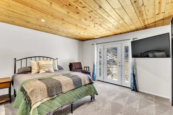 $625,000 | 23971 Skyview Drive, Idyllwild, CA 92549