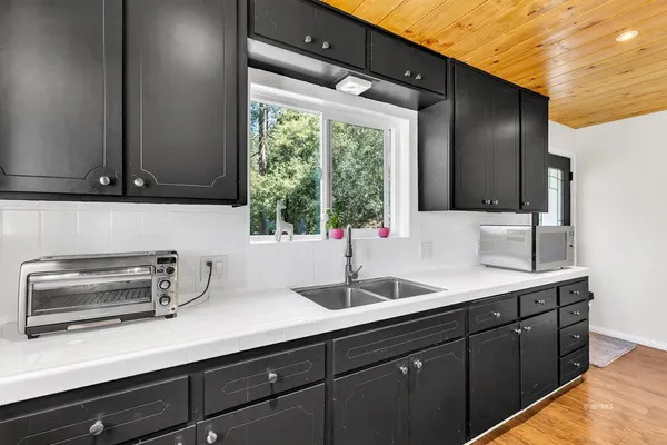 $625,000 | 23971 Skyview Drive, Idyllwild, CA 92549