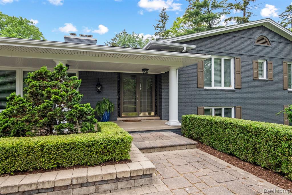 4906 Charing Cross Road Bloomfield Hills, MI 48304 - Photo 72 of 87 Gallery Image 72