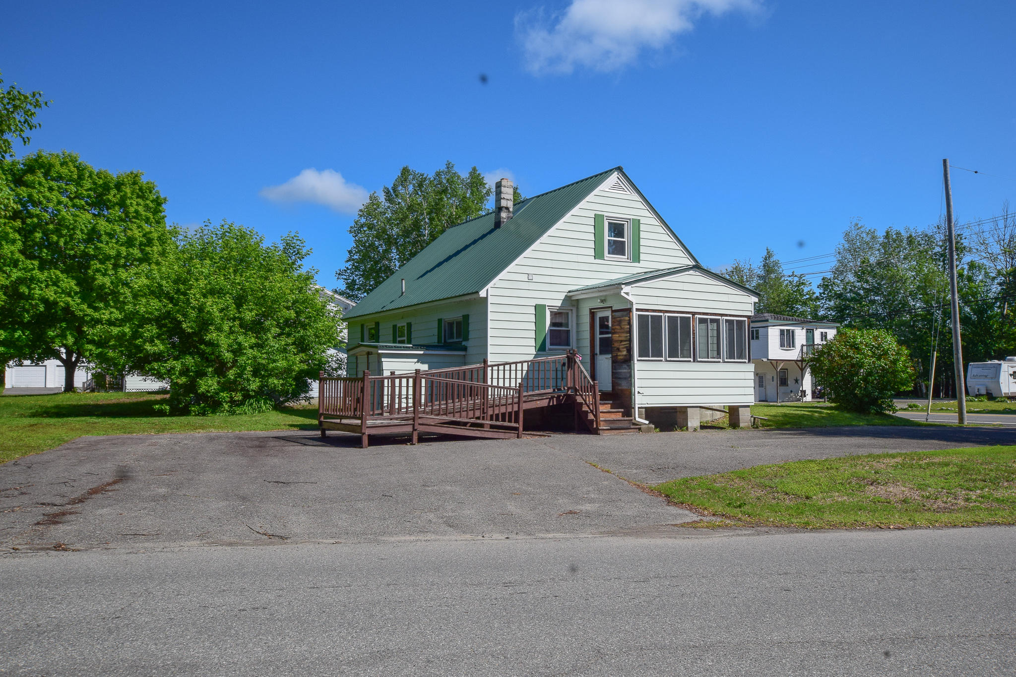 216 Bates Street Millinocket, ME 04462 - Photo 3 of 21 DSC_3498-2