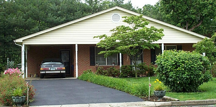 411 Highfield Road Salem, VA 24153 - Photo 1 of 18 411 Highfield
