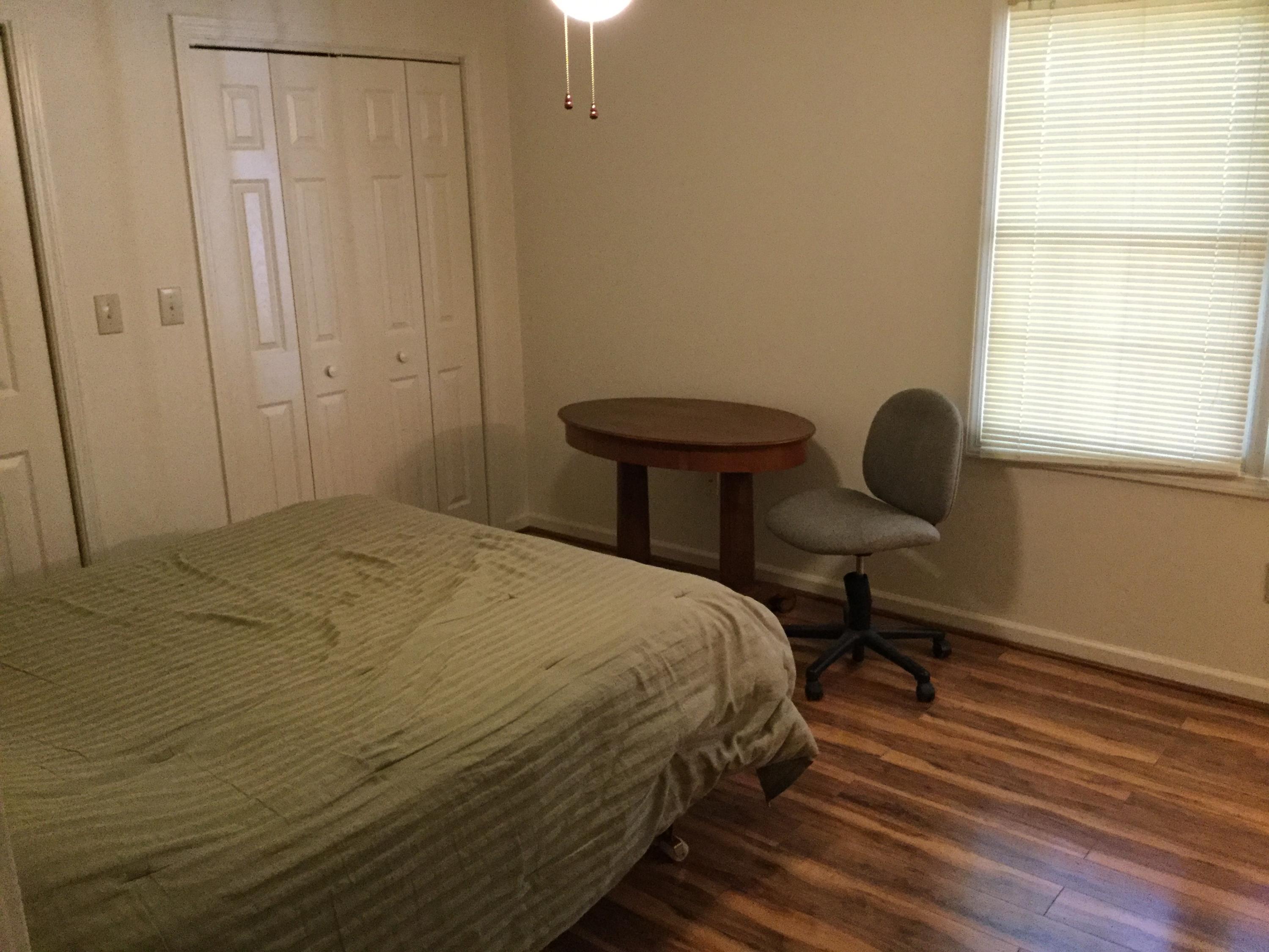 411 Highfield Road Salem, VA 24153 - Photo 14 of 18 image