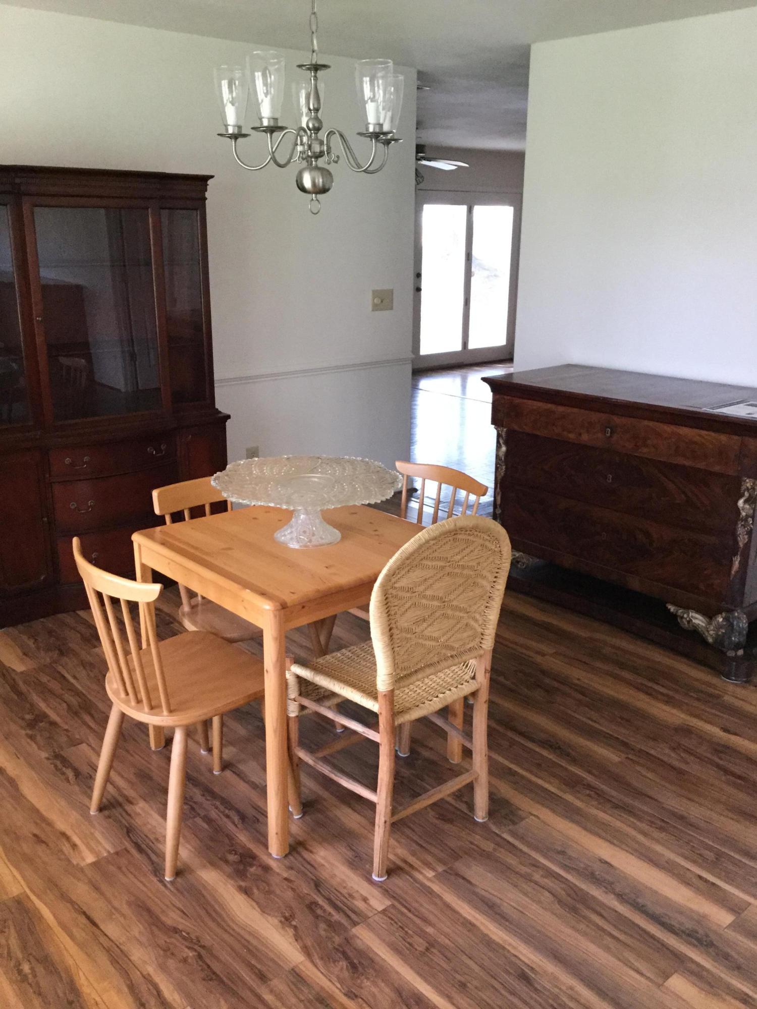 411 Highfield Road Salem, VA 24153 - Photo 16 of 18 image