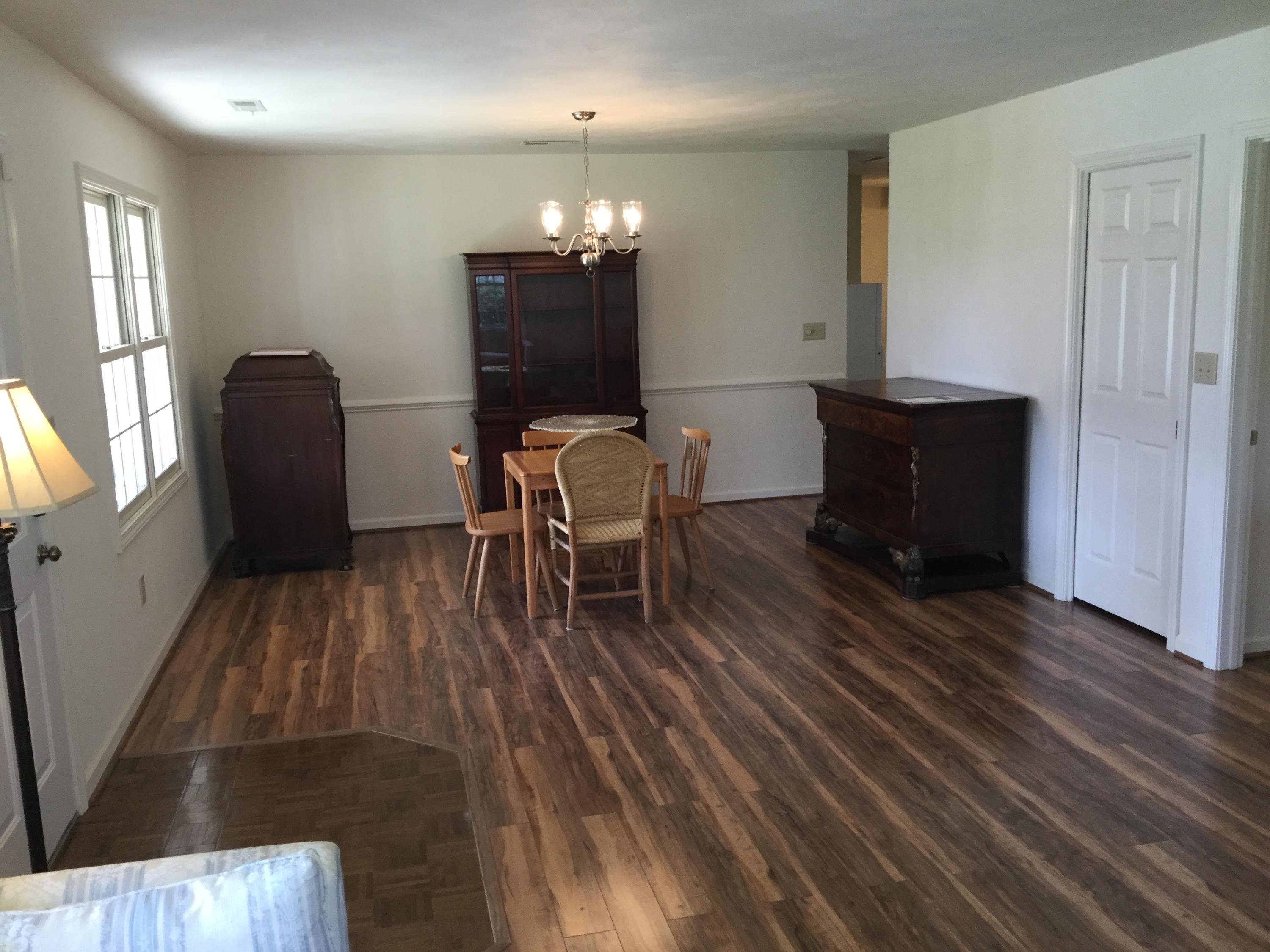 411 Highfield Road Salem, VA 24153 - Photo 4 of 18 image