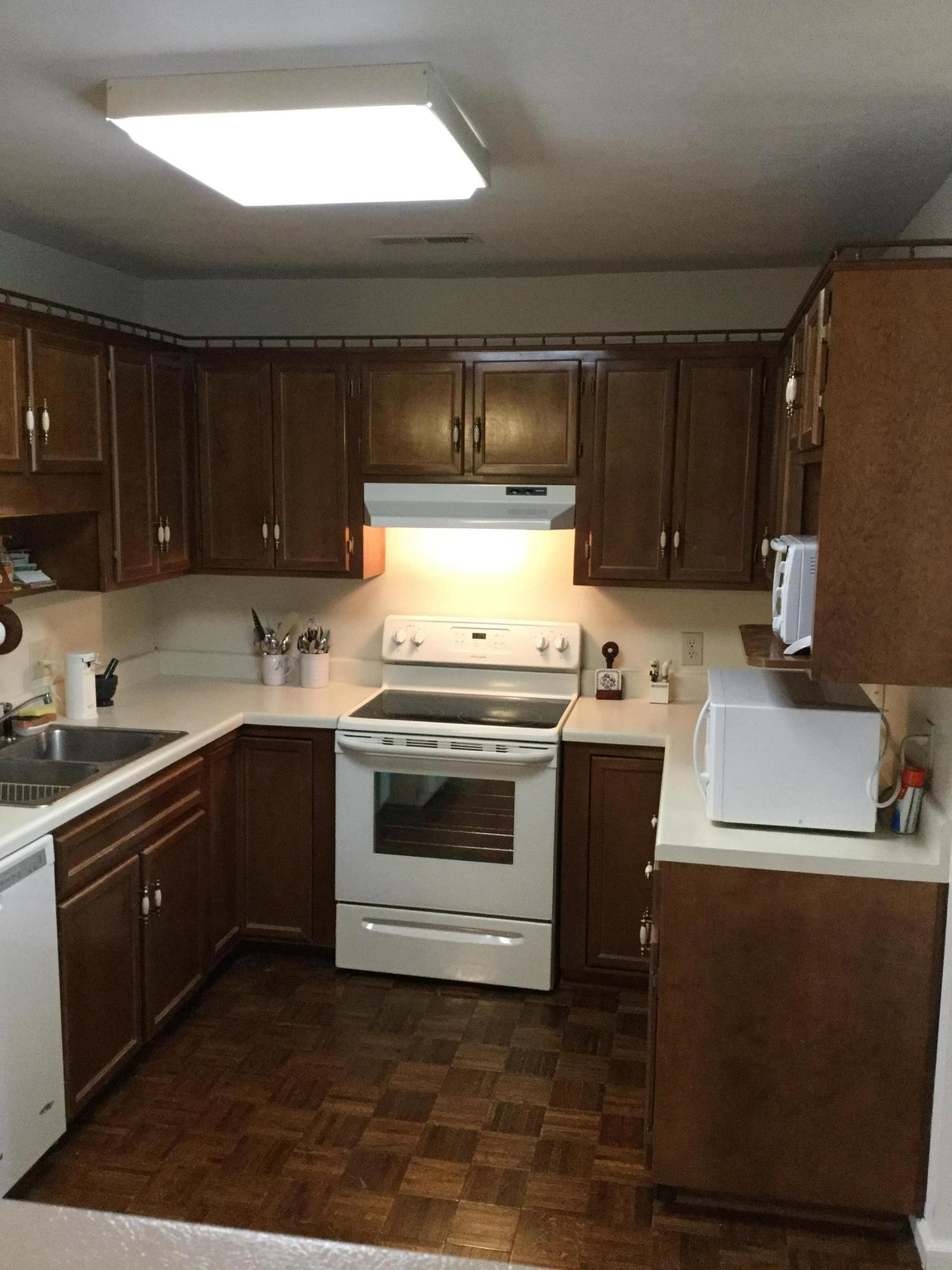 411 Highfield Road Salem, VA 24153 - Photo 7 of 18 image