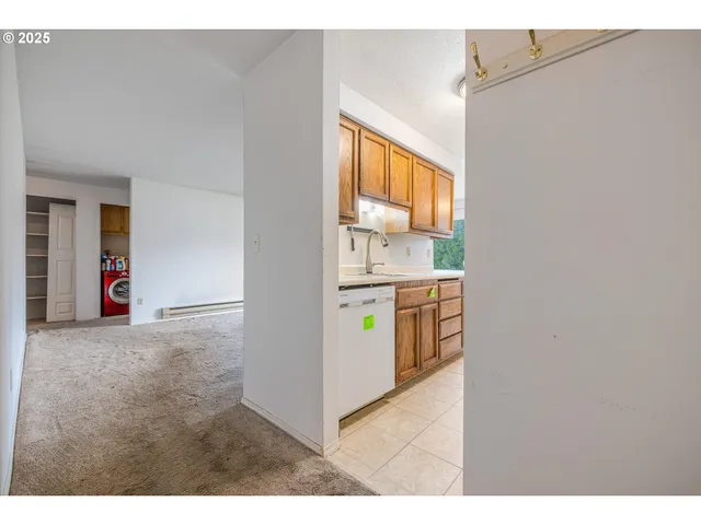 $215,000 | 8304 Southwest Mohawk Street, Tualatin, OR 97062