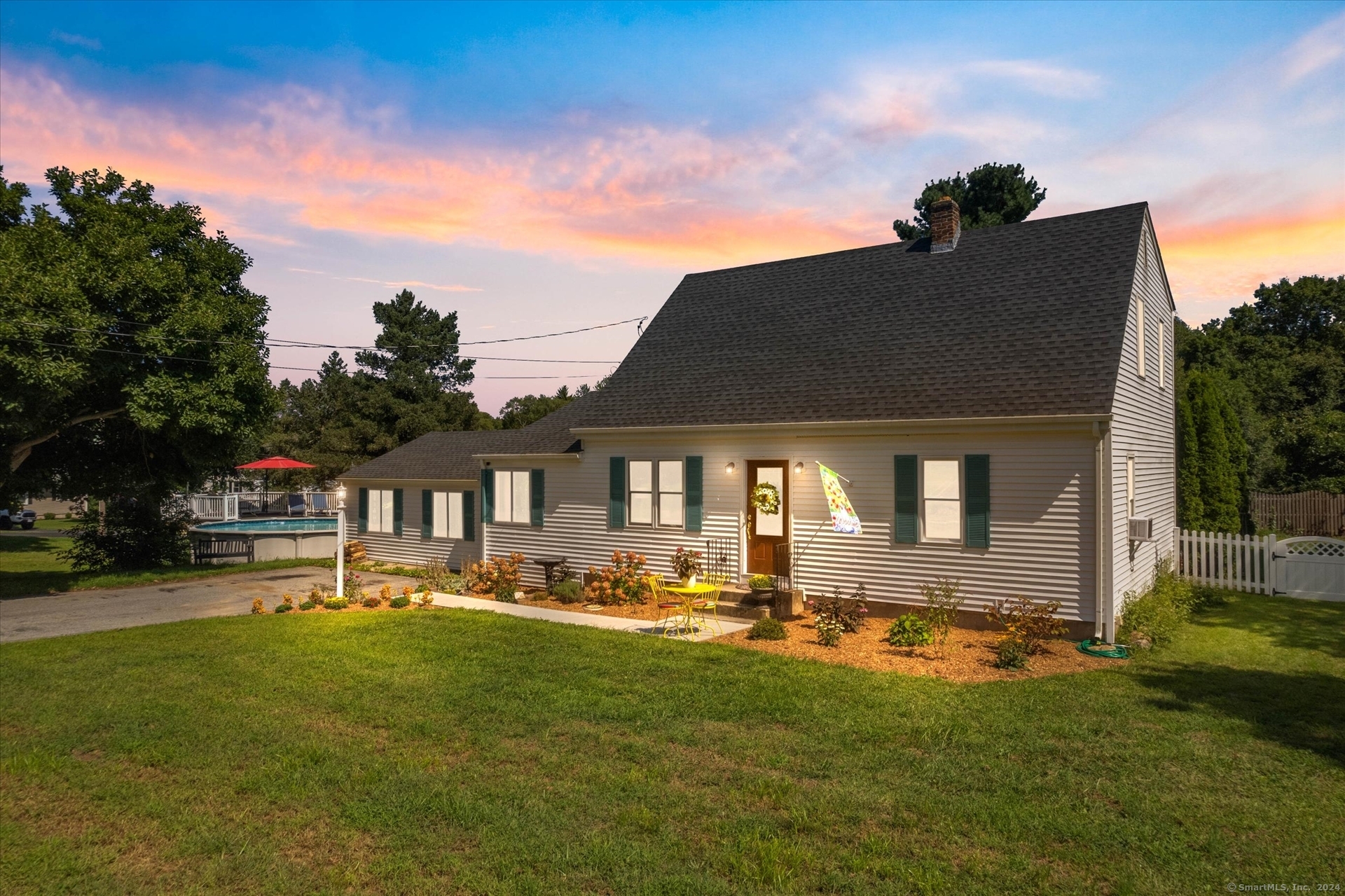 61 Riverview Road East Lyme, CT 06357 - Photo 1 of 1