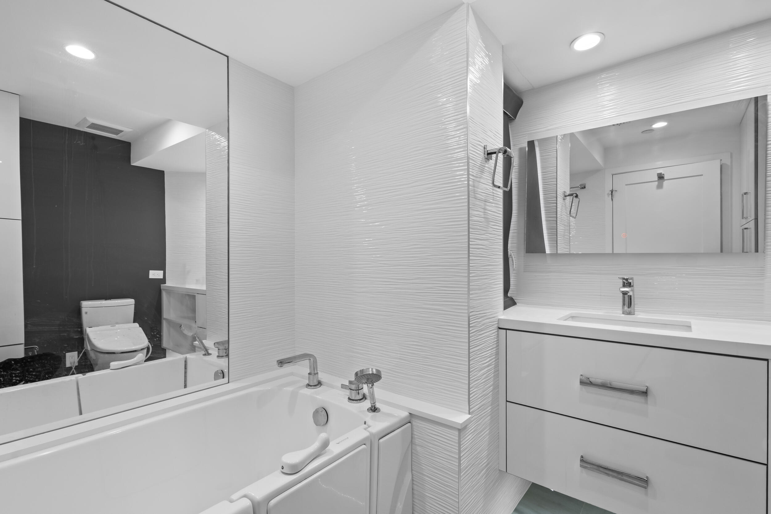300 Southeast 5th Avenue, Unit 5180 Boca Raton, FL 33432 - Photo 23 of 45 29_300 se 5th ave