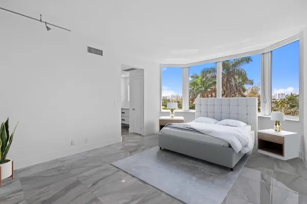 $12,900 | 300 Southeast 5th Avenue, Unit 5180, Boca Raton, FL 33432