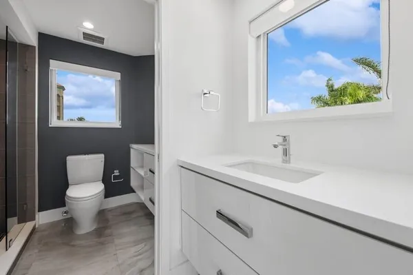 $12,900 | 300 Southeast 5th Avenue, Unit 5180, Boca Raton, FL 33432