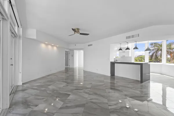 $12,900 | 300 Southeast 5th Avenue, Unit 5180, Boca Raton, FL 33432