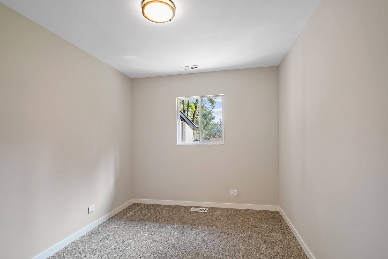 Undisclosed Address Park Forest, IL 60466 - Photo 11 of 16 a view of an empty room