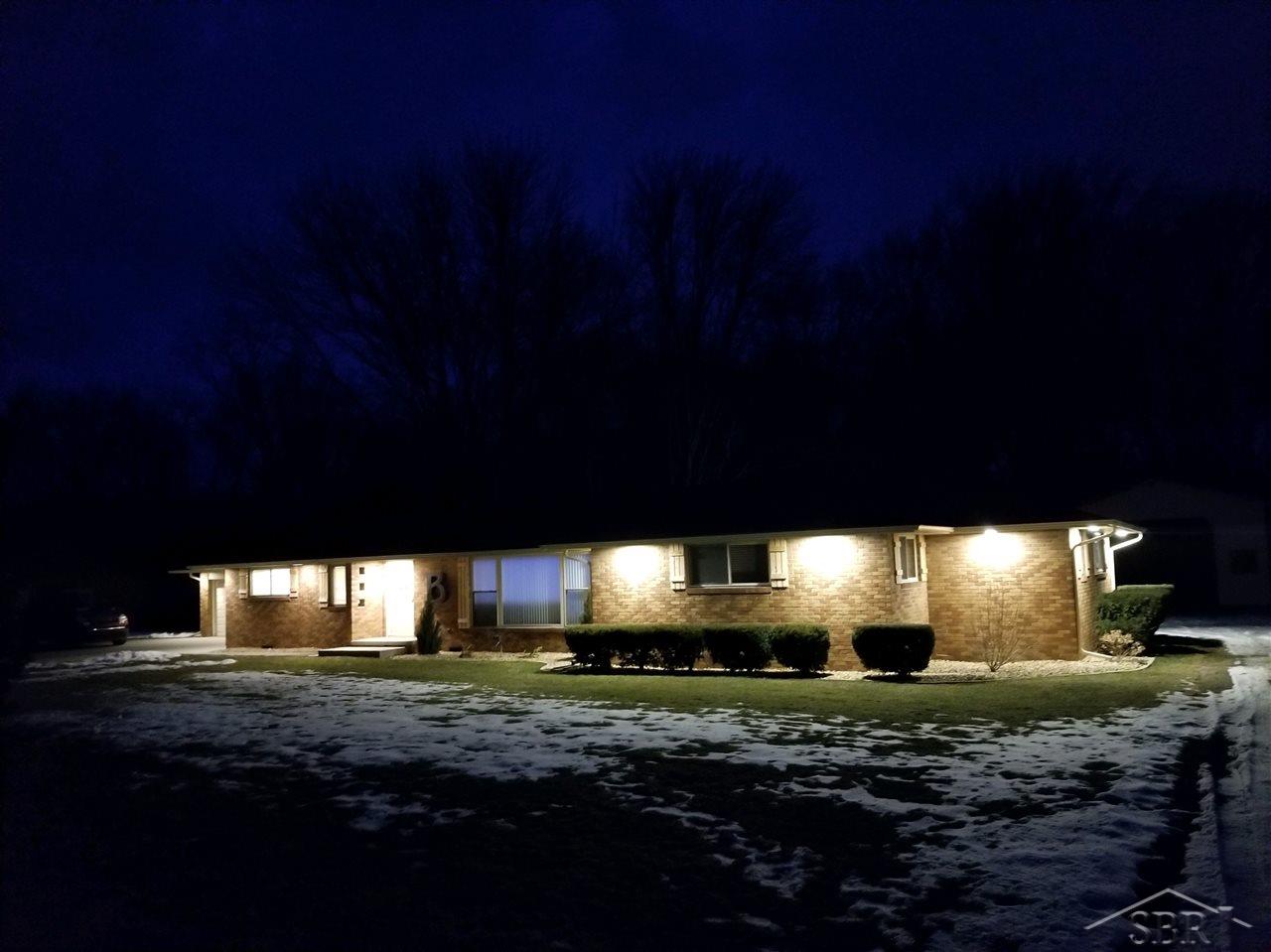 2139 Midland Road Bay City, MI 48706 - Photo 46 of 48 Exterior Lights