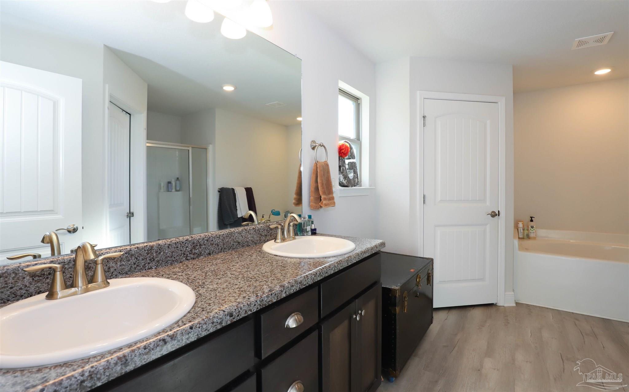 6117 Parsonage Circle Milton, FL 32570 - Photo 15 of 28