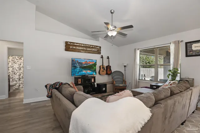 $365,000 | 6117 Parsonage Circle, Milton, FL 32570