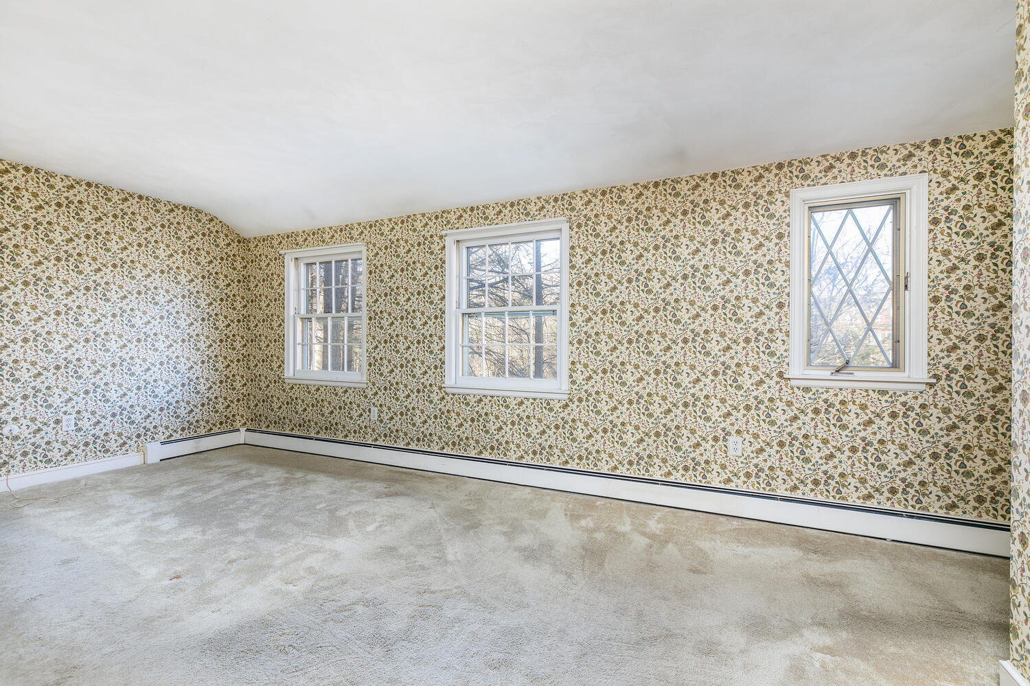 124 Oakhurst Road Cape Elizabeth, ME 04107 - Photo 17 of 32 124 Oakhurst Rd Cape Elizabeth-large-018