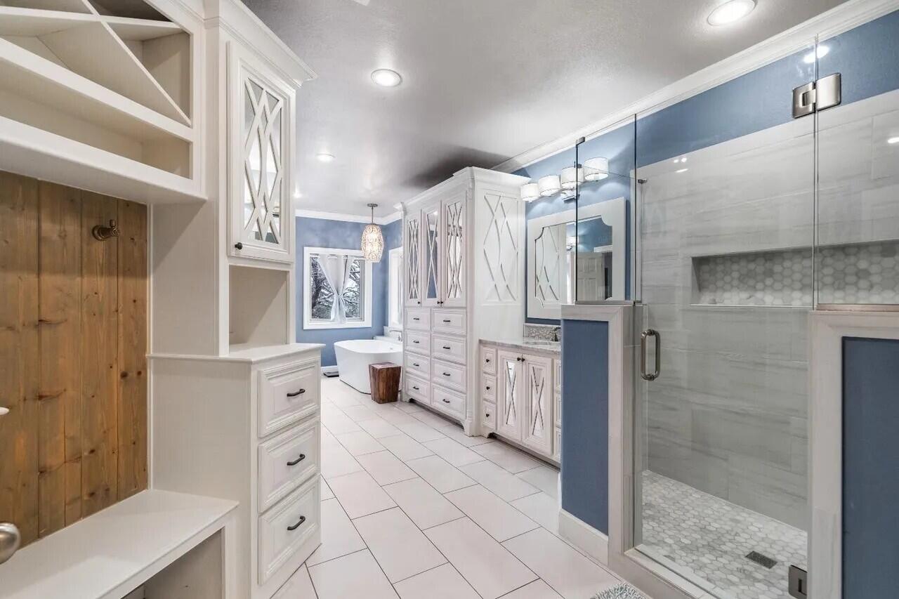 7201 87th Street Lubbock, TX 79424 - Photo 18 of 43 Bathroom