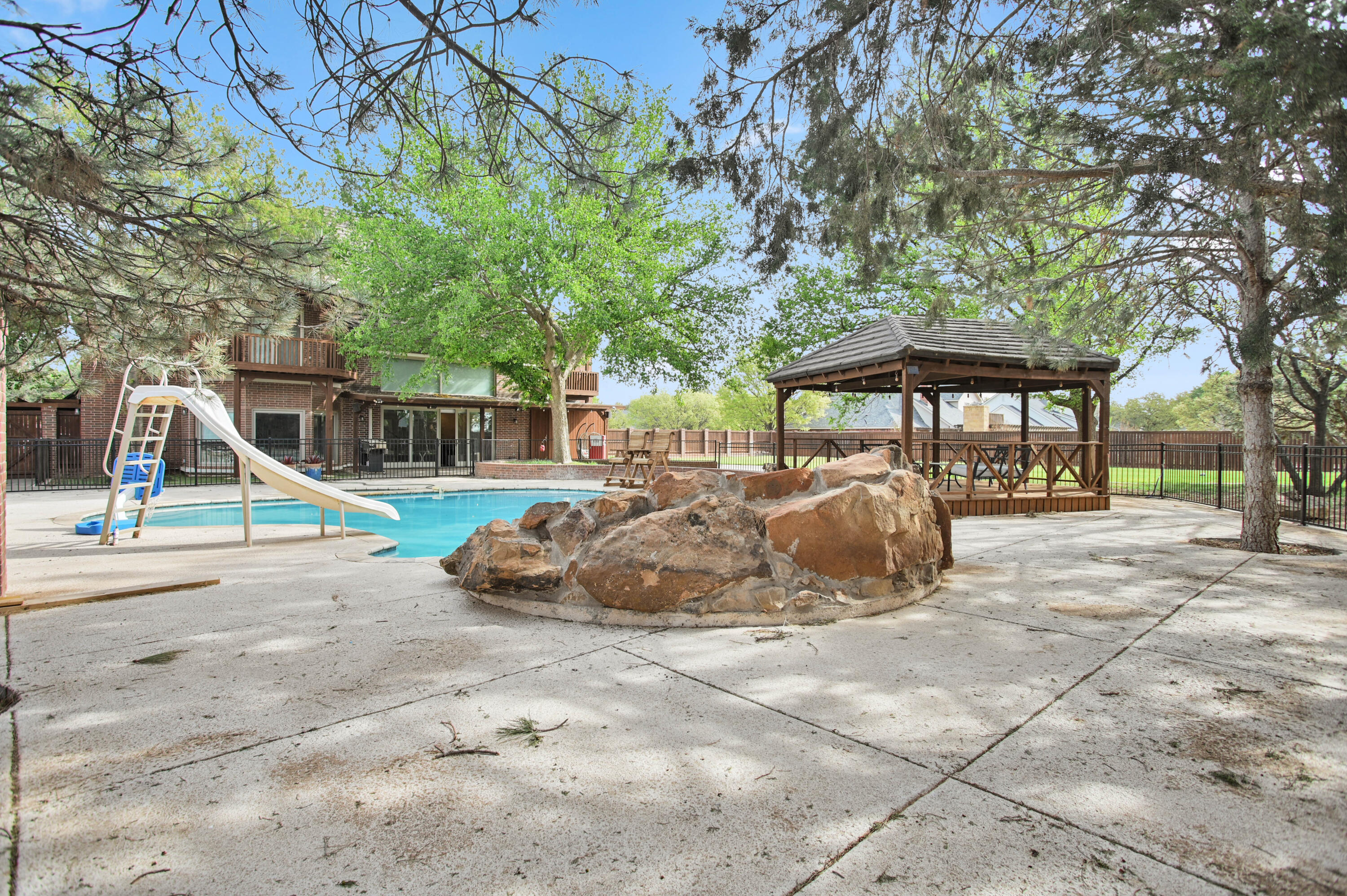 7201 87th Street Lubbock, TX 79424 - Photo 28 of 43 DSC_3667