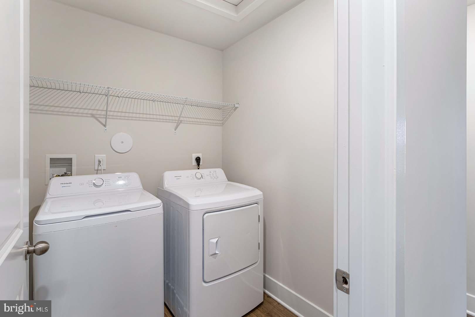 231 Matilda Frederick, MD 21701 - Photo 16 of 26 a utility room with dryer and washer