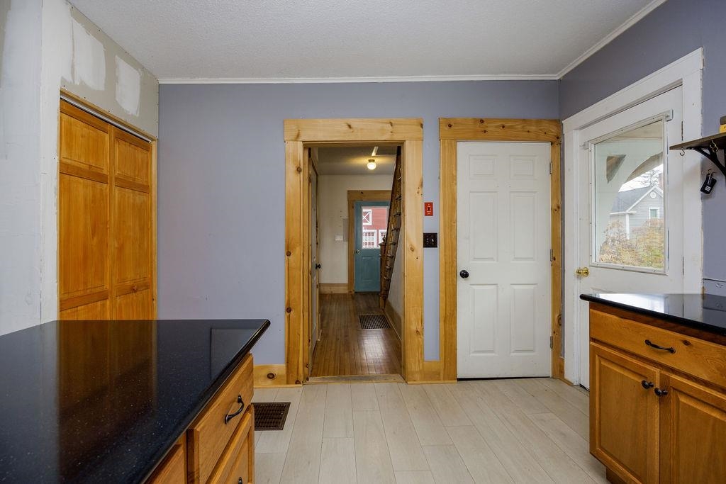 16 Kimball Street Lebanon, NH 03766 - Photo 11 of 39