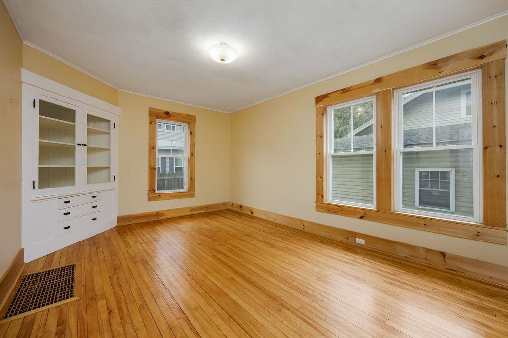 16 Kimball Street Lebanon, NH 03766 - Photo 13 of 39