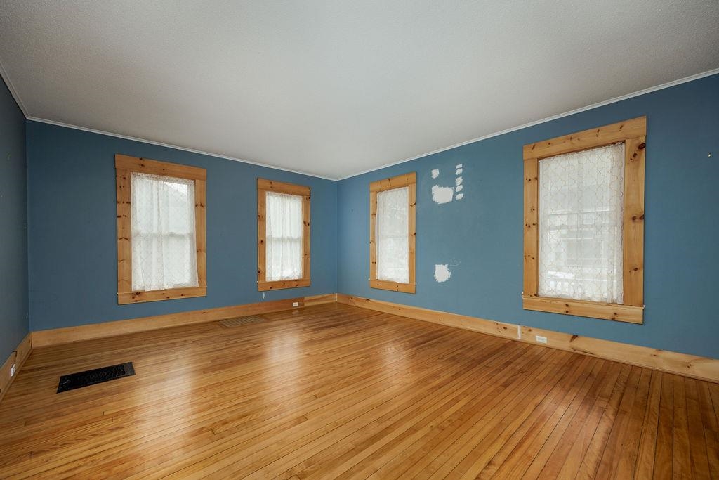 16 Kimball Street Lebanon, NH 03766 - Photo 15 of 39