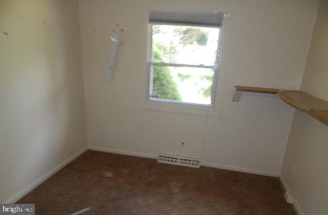 32 Allens Road Hightstown, NJ 08520 - Photo 12 of 21