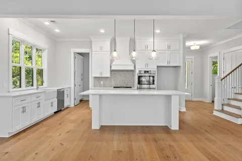 $2,390,000 | 19 Broadway Street, Mount Pleasant, SC 29464