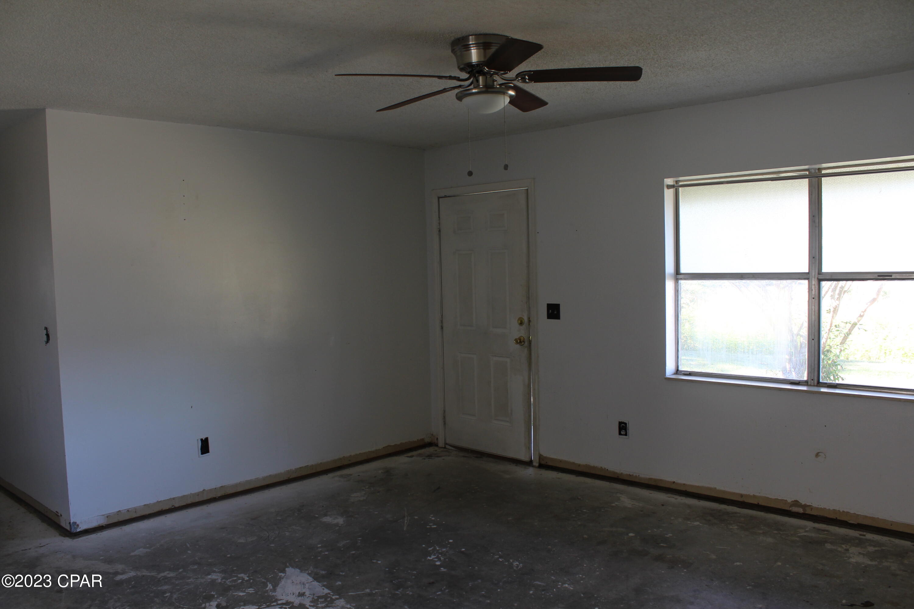 1083 Newton Road Esto, FL 32425 - Photo 7 of 21 Gallery Image 7
