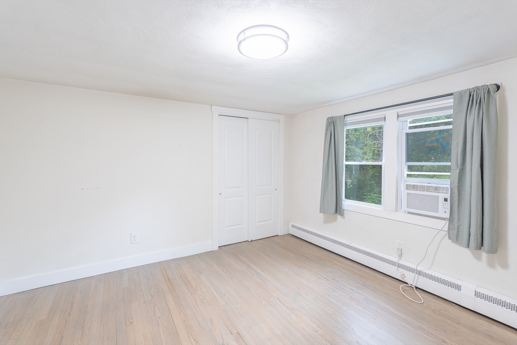 725 Lombard Road Chicopee, MA 01020 - Photo 21 of 36 Gallery Image 21