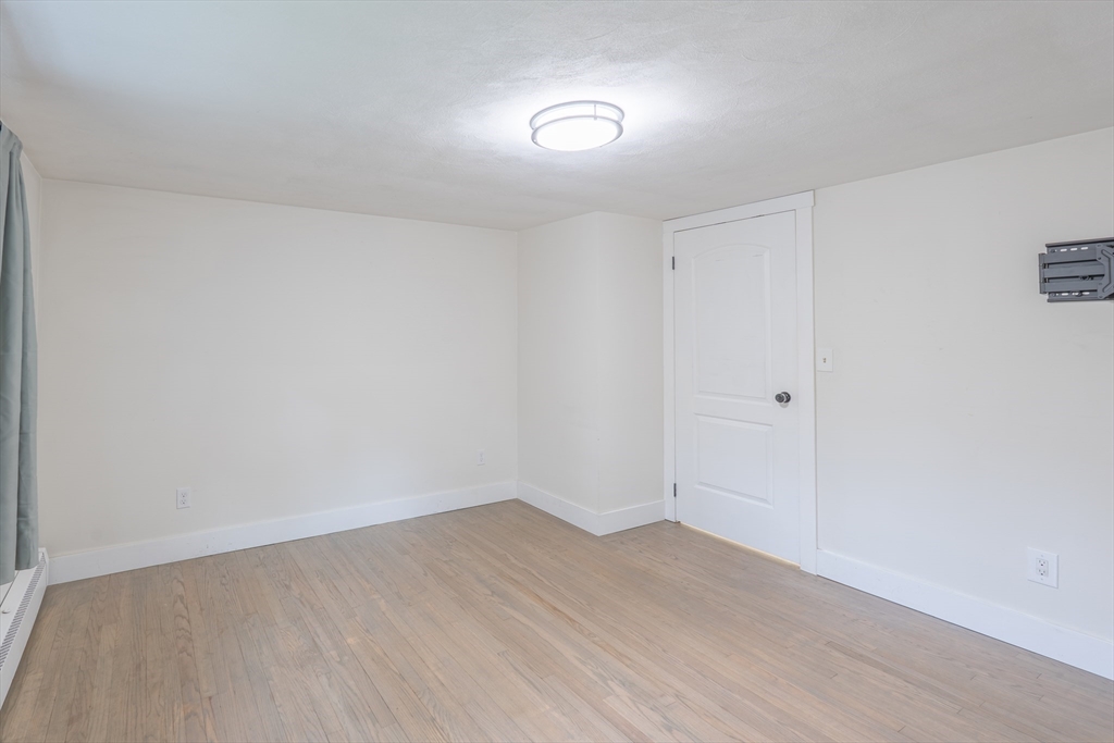 725 Lombard Road Chicopee, MA 01020 - Photo 22 of 36 Gallery Image 22