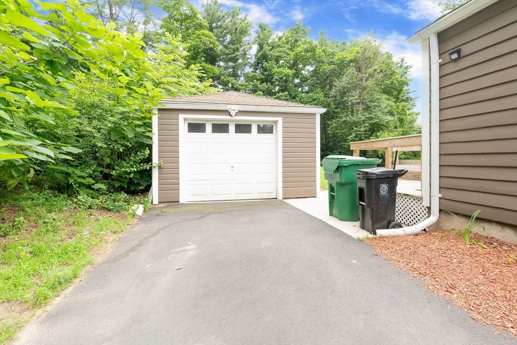 725 Lombard Road Chicopee, MA 01020 - Photo 36 of 36 Gallery Image 36