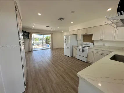 $1,699,000 | 164 Venetian Drive, Islamorada, FL 33036